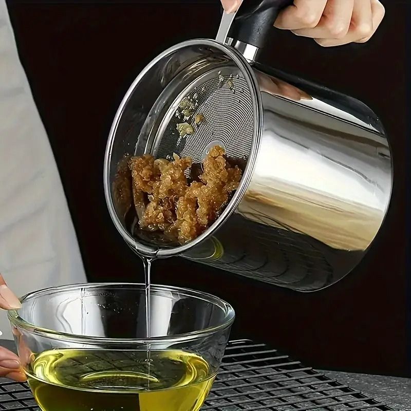 Stainless Steel Oil Pot with Oil Filter - 1400ml Oil Capacity